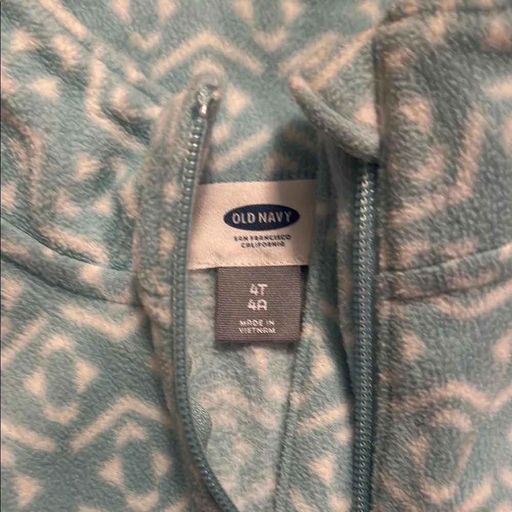 Light Green Patterned Fleece Pullover - Picture 2 of 2
